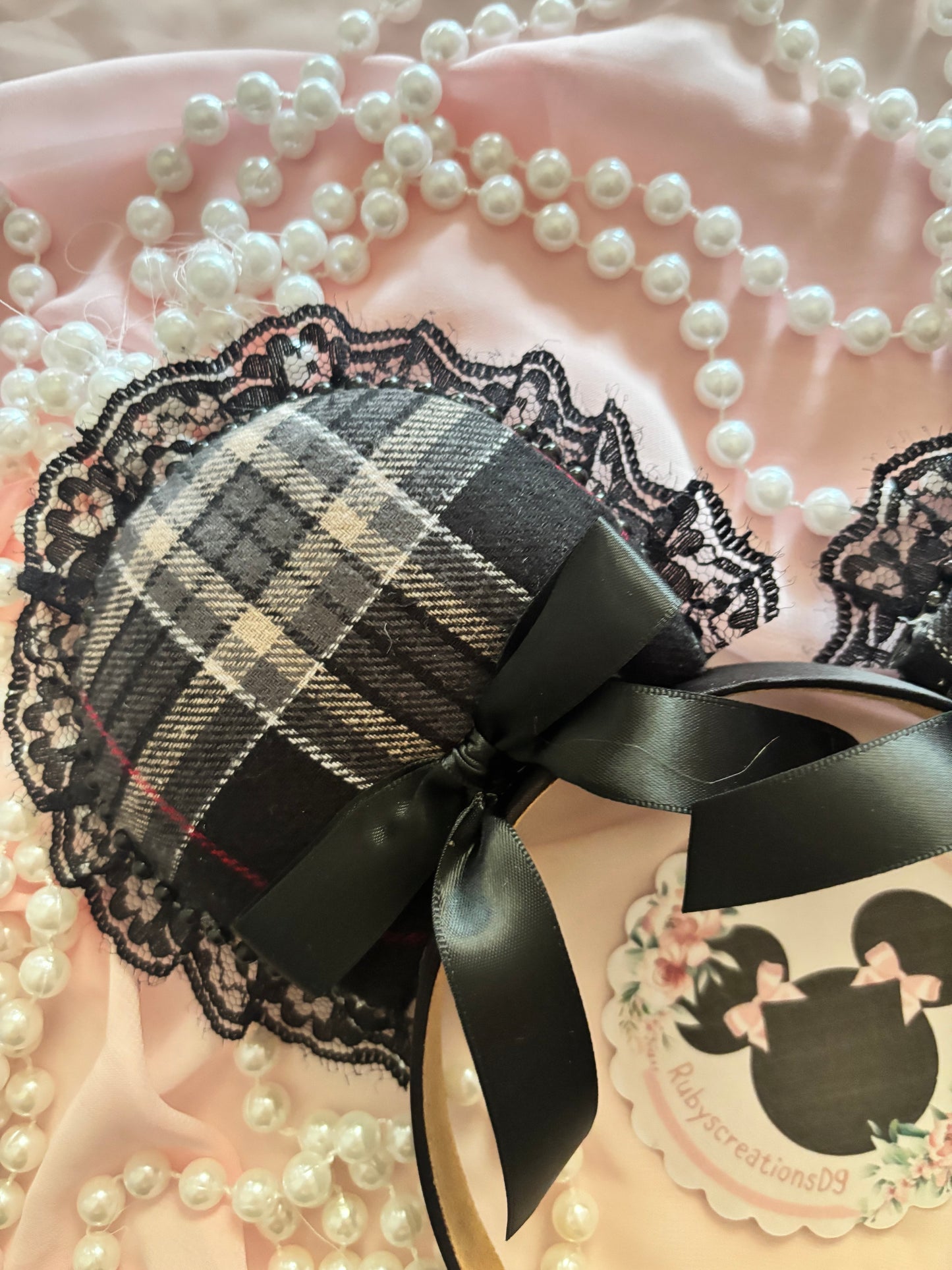 Lola coquette mouse ears