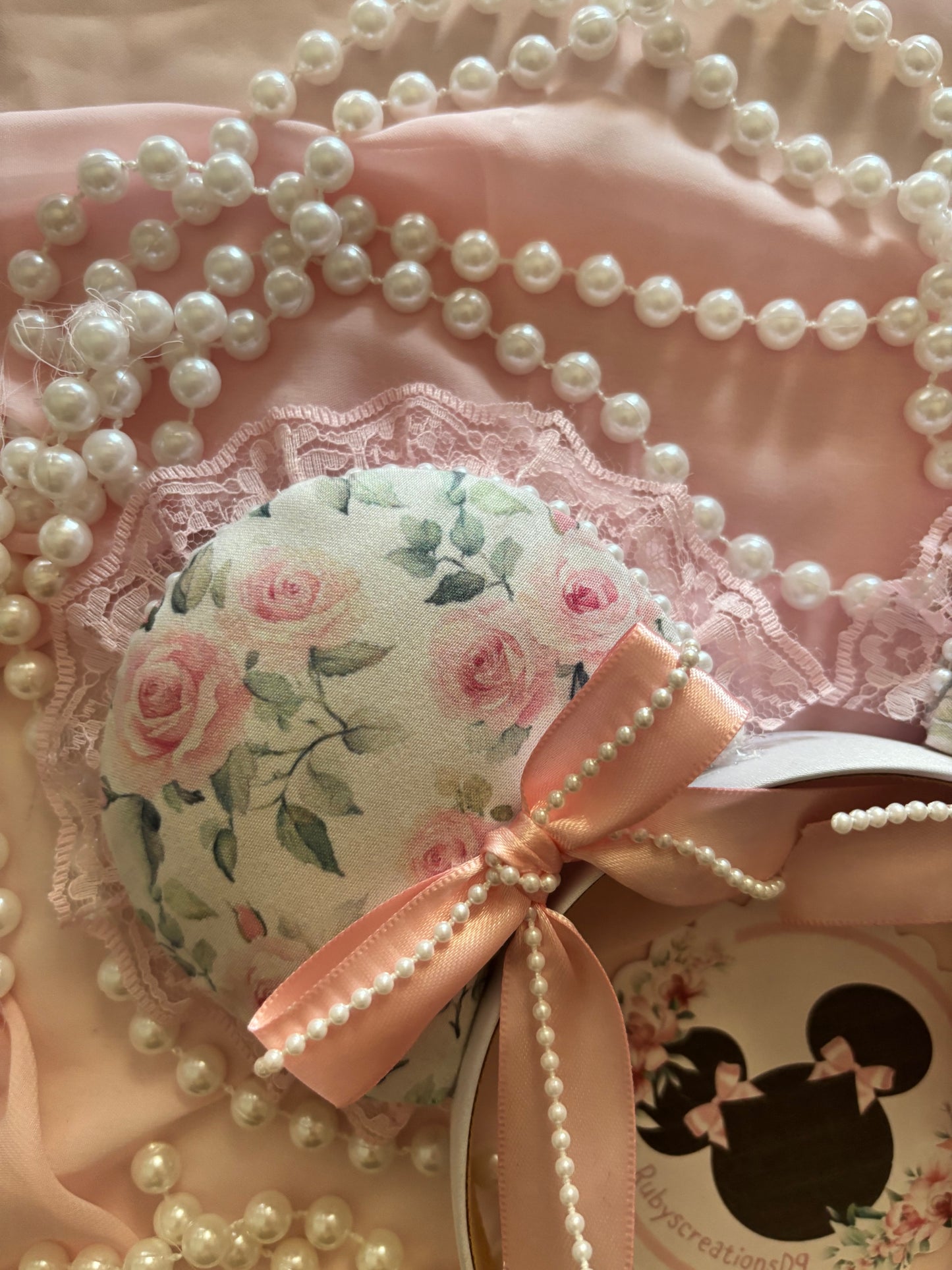 Magnolia coquette mouse ears