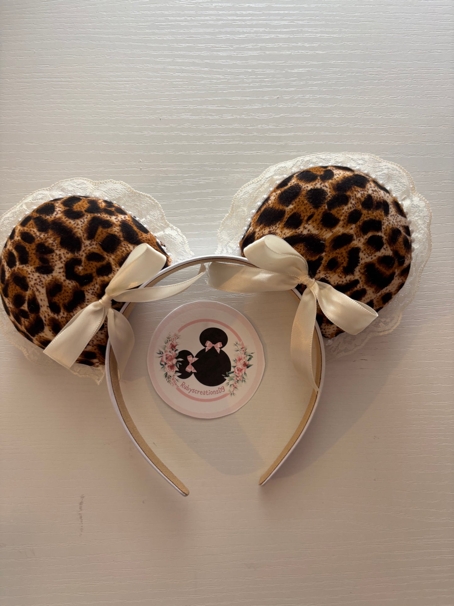 Cheetah (2) coquette beige mouse ears