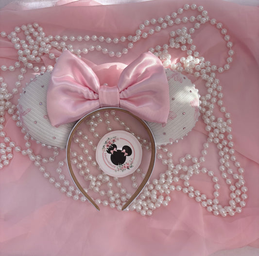 Dolly mouse ears