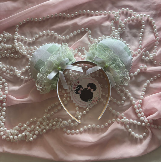 Clover coquette mouse ears