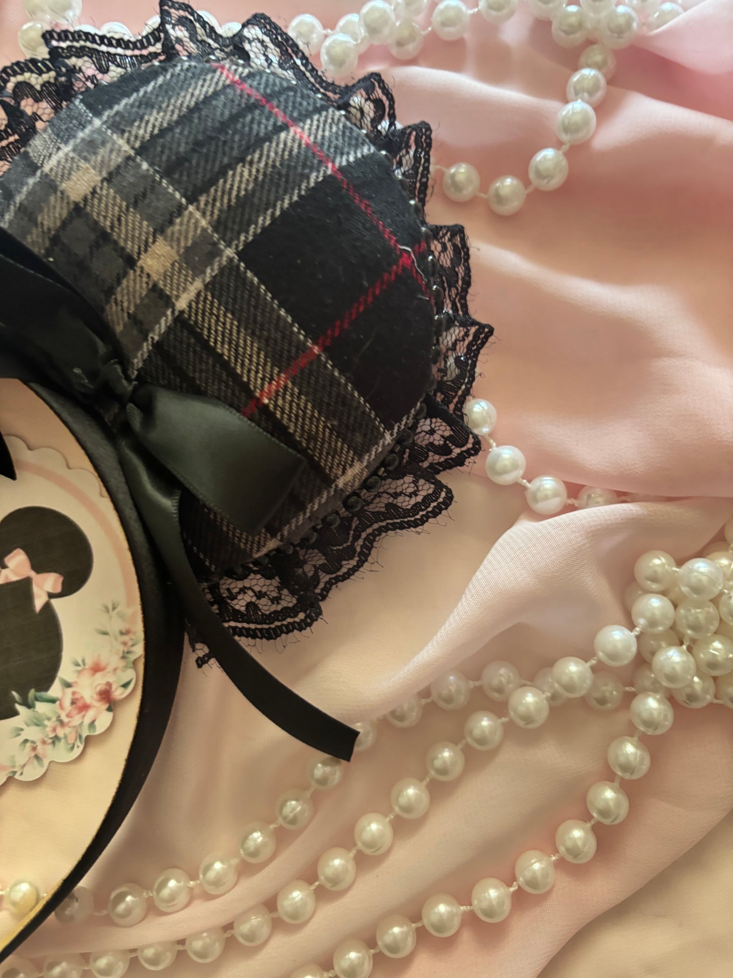 Lola coquette mouse ears