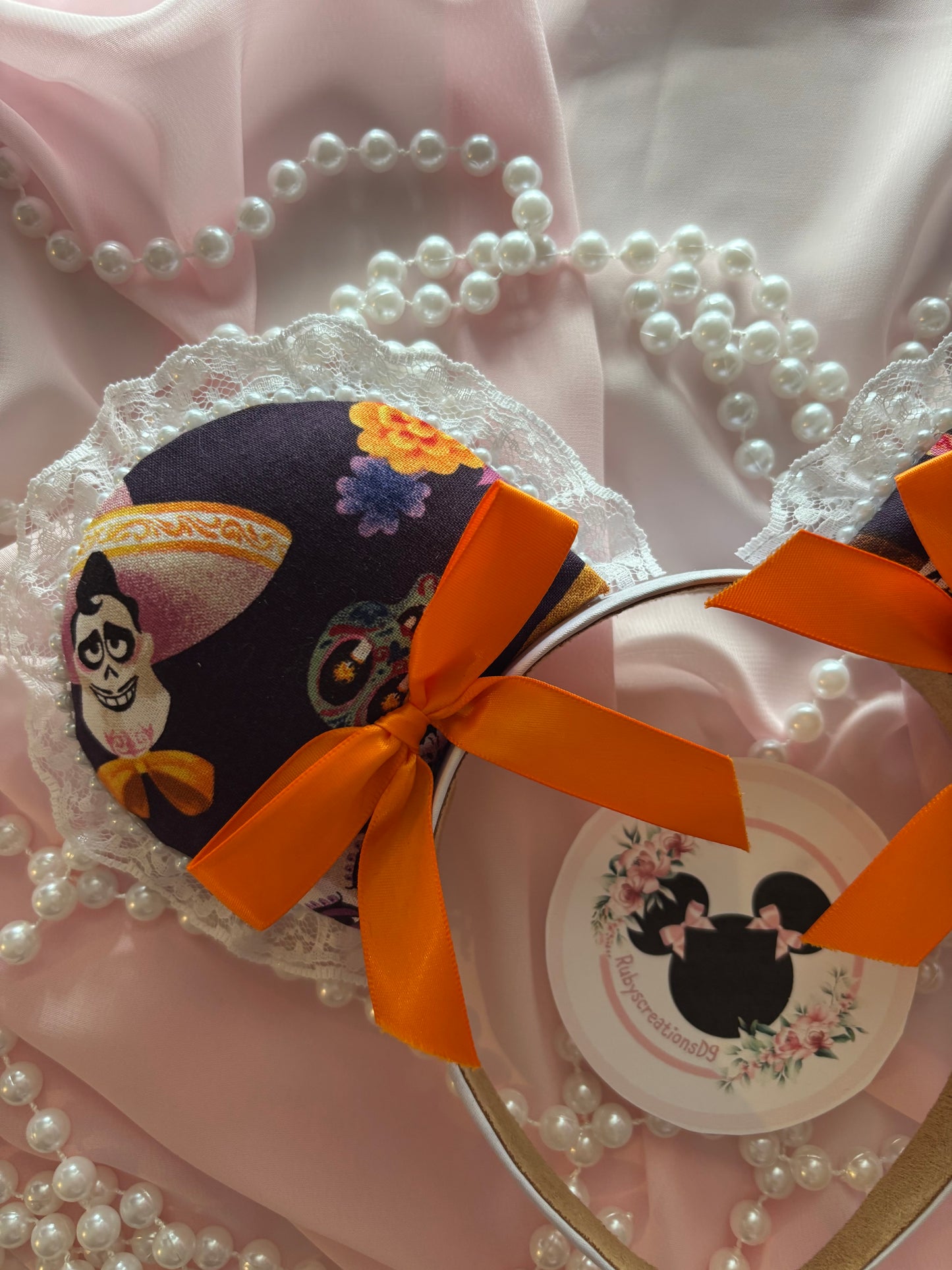 Pepita coquette mouse ears