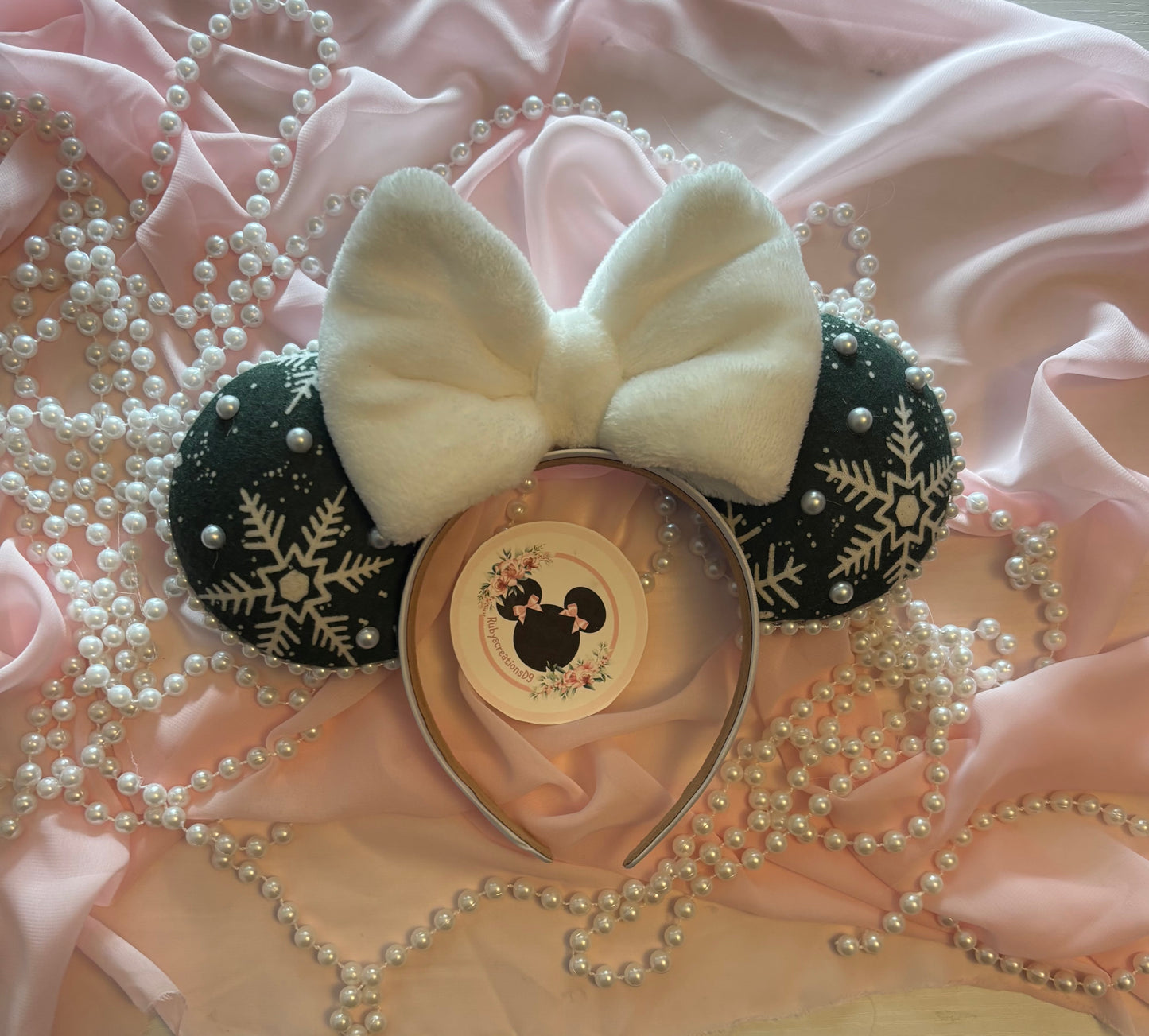 Emerald mouse ears