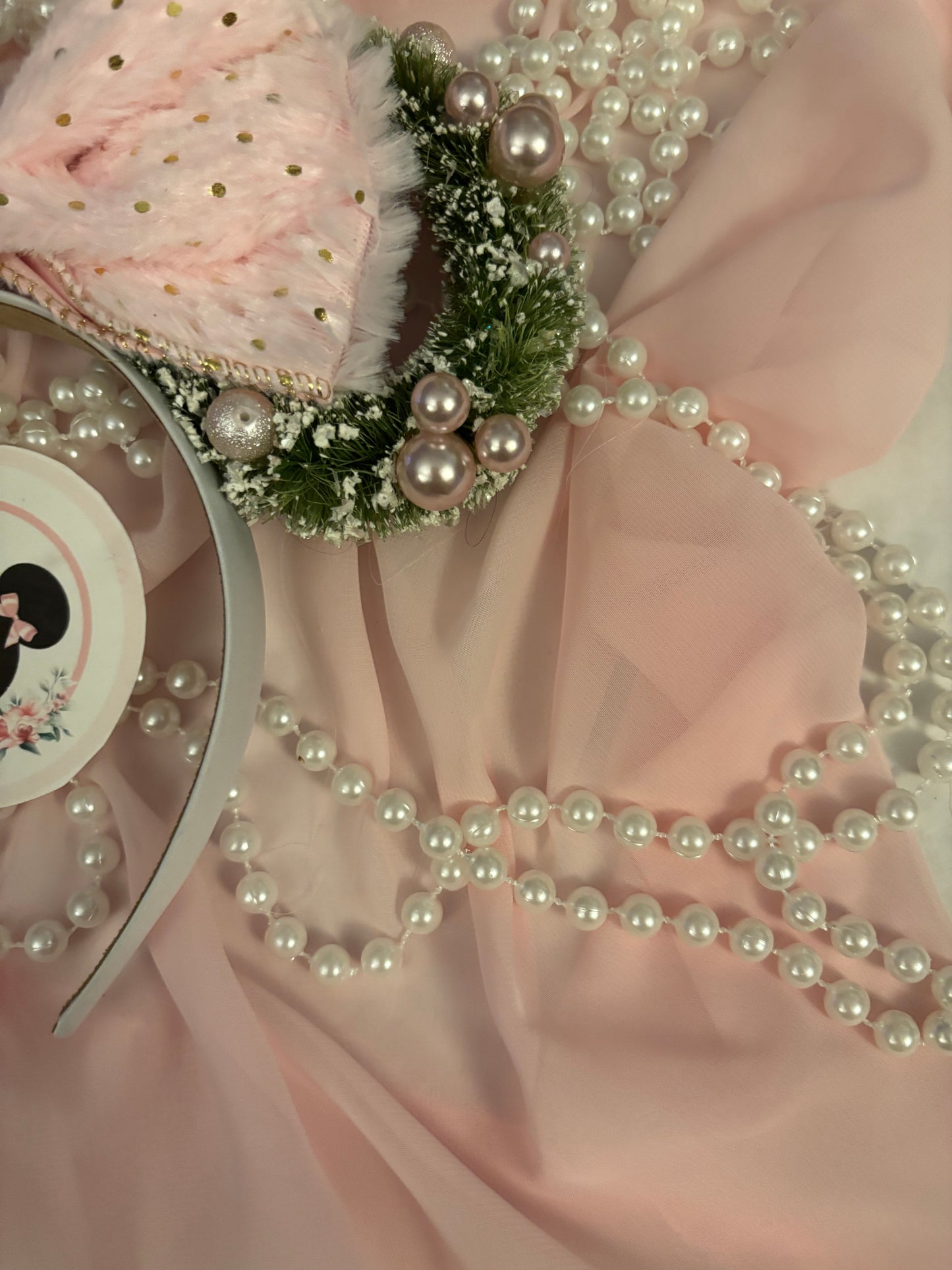 Charming circle mouse ears