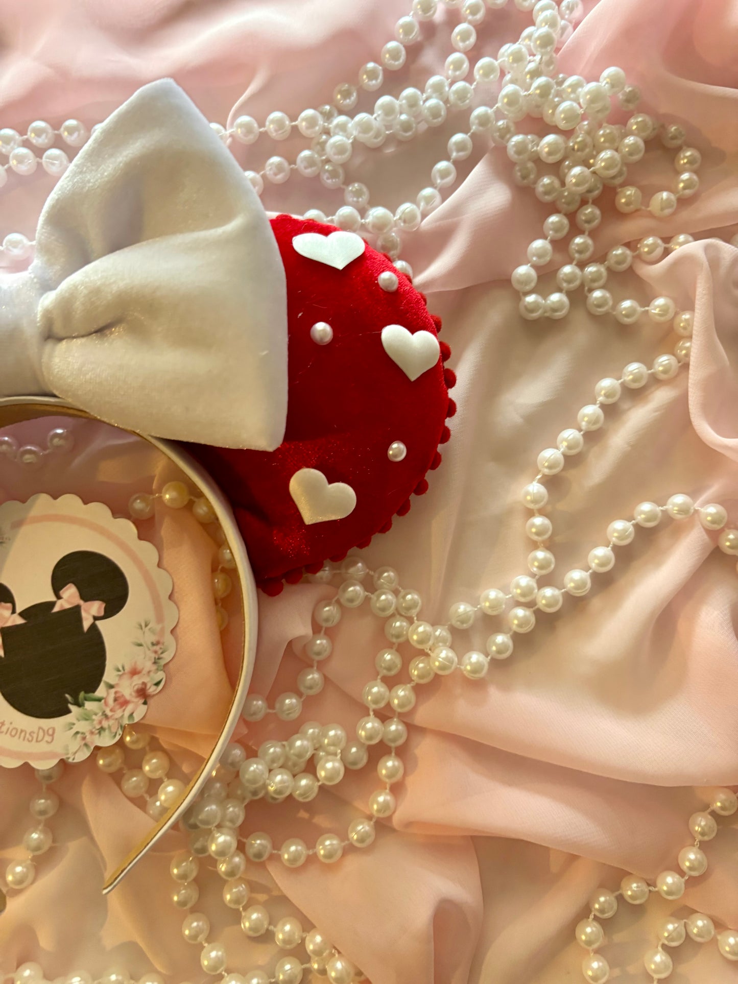 Lovable red mouse ears