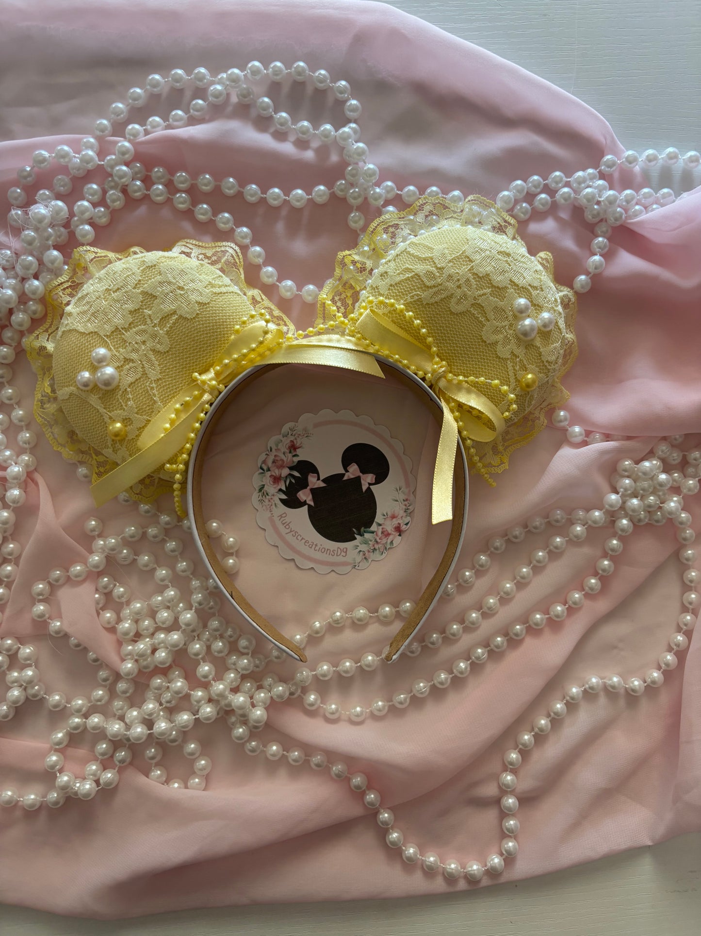 Sunbeam coquette mouse ears