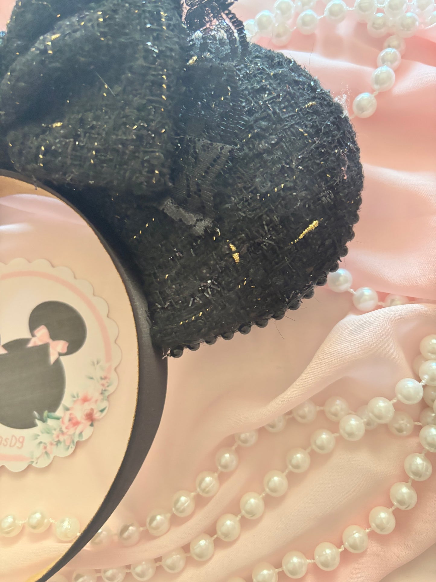 Channel mouse ears
