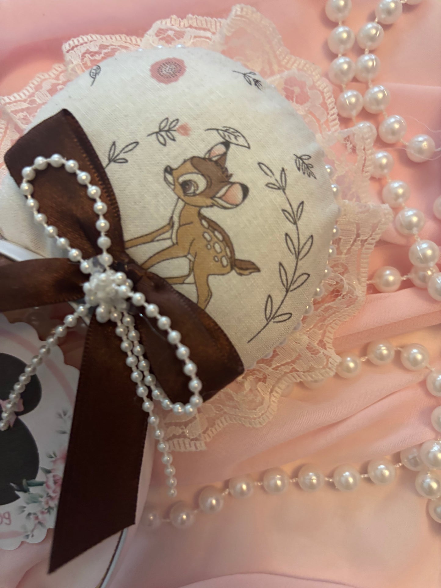 Roe coquette mouse ears