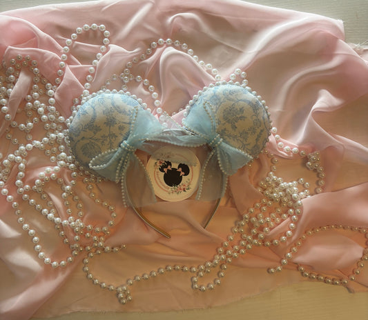 Victoria blue pearled mouse ears