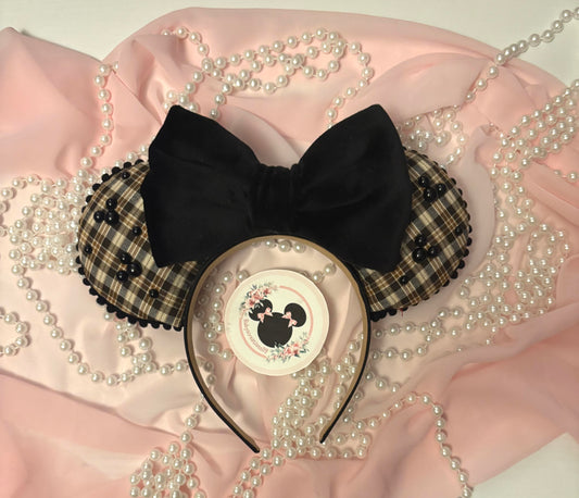 Mocha mouse ears
