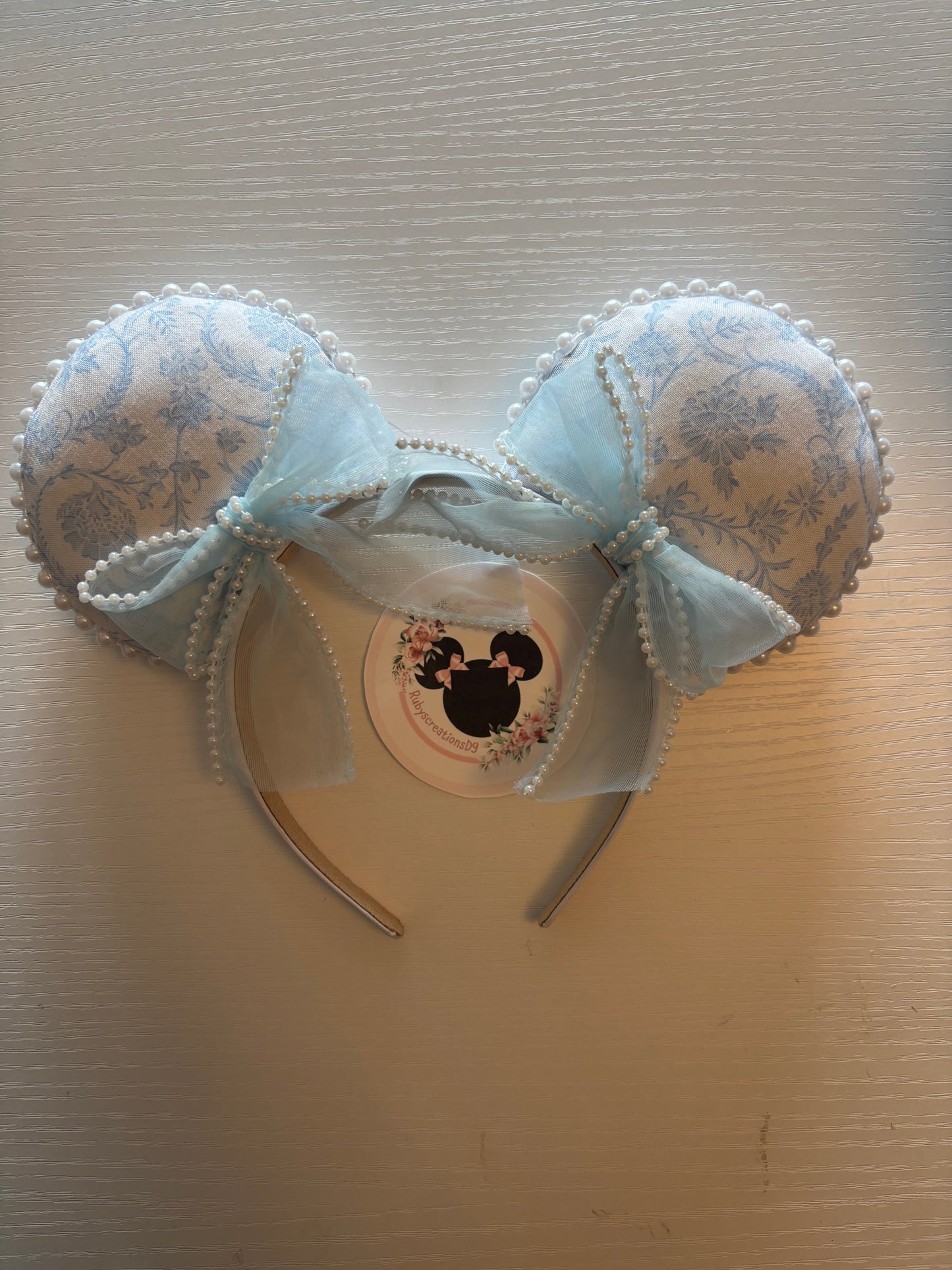 Victoria blue pearled mouse ears