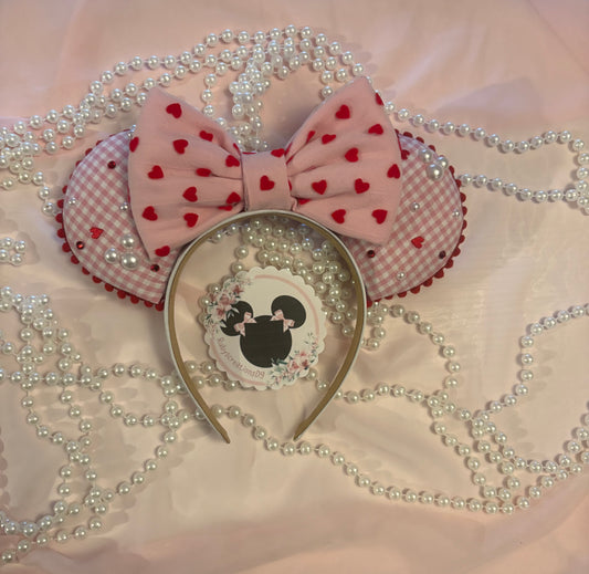 Love check mouse ears