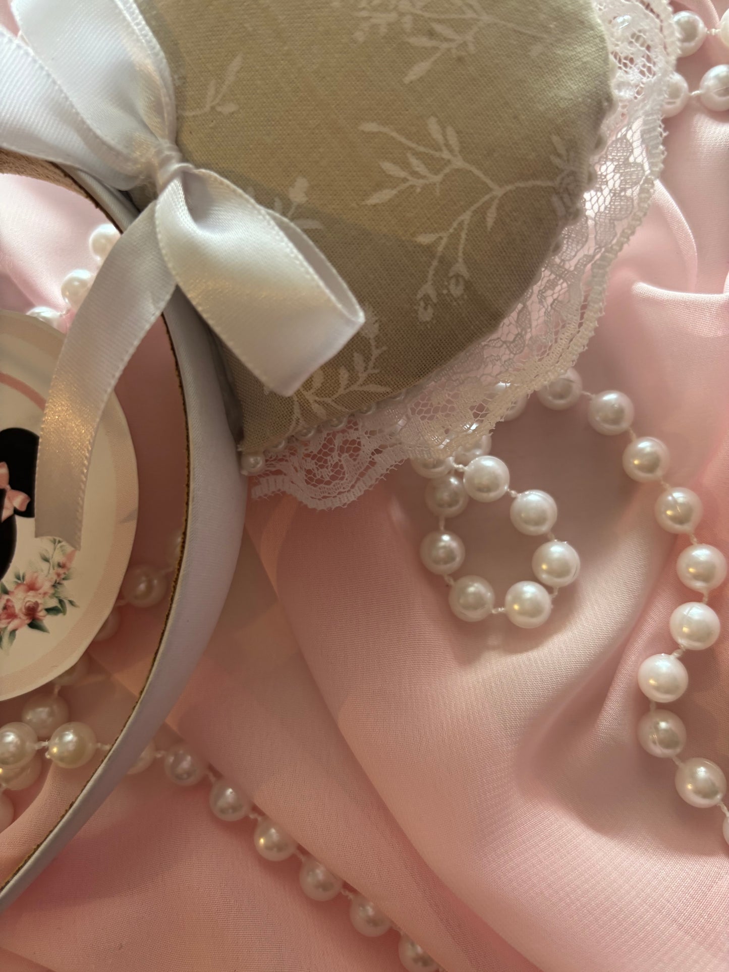 Sahara coquette mouse ears