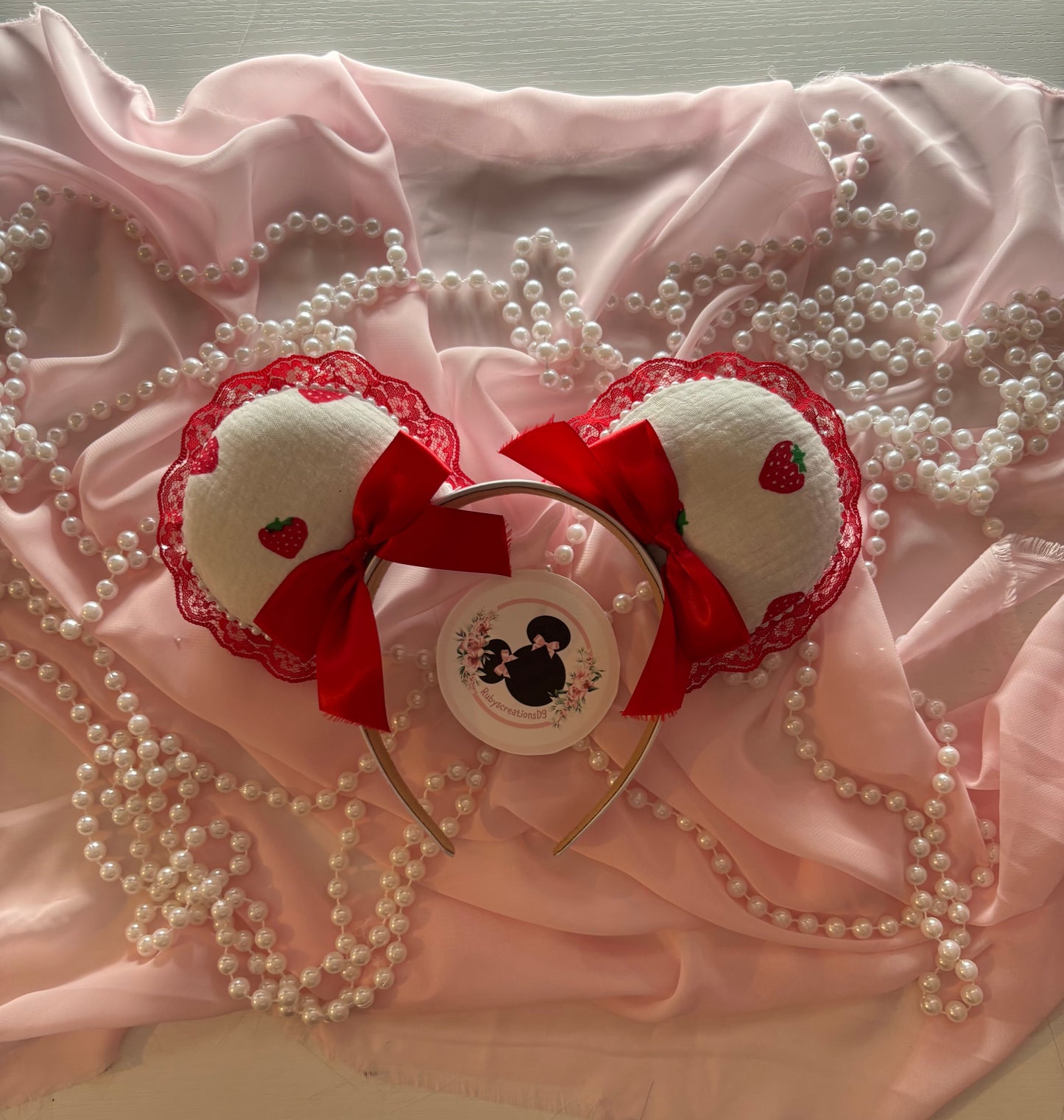 Red strawberry coquette