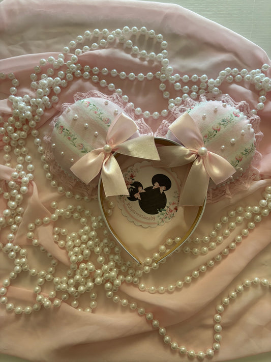 May coquette mouse ears