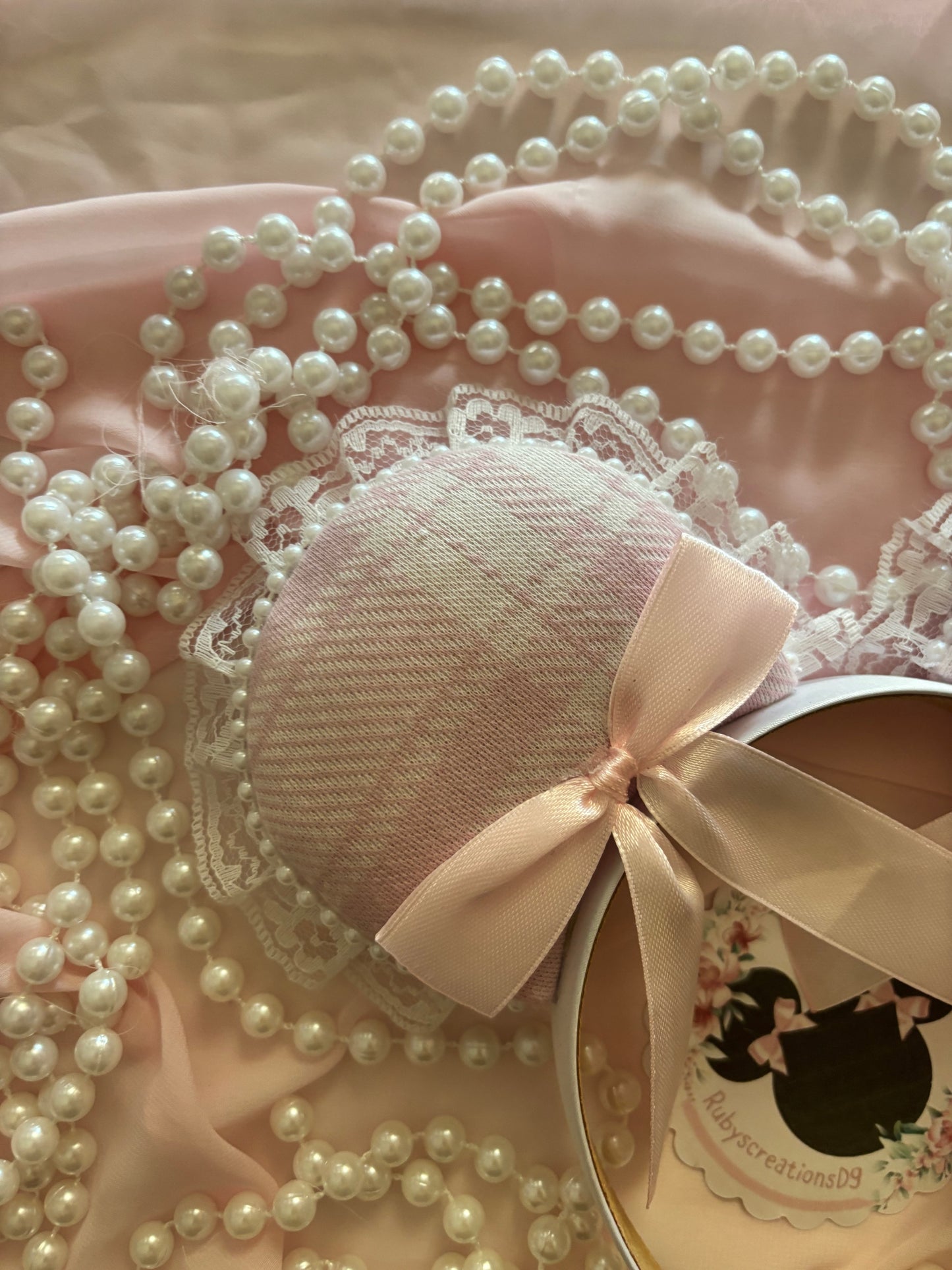 Sugar plum coquette eats