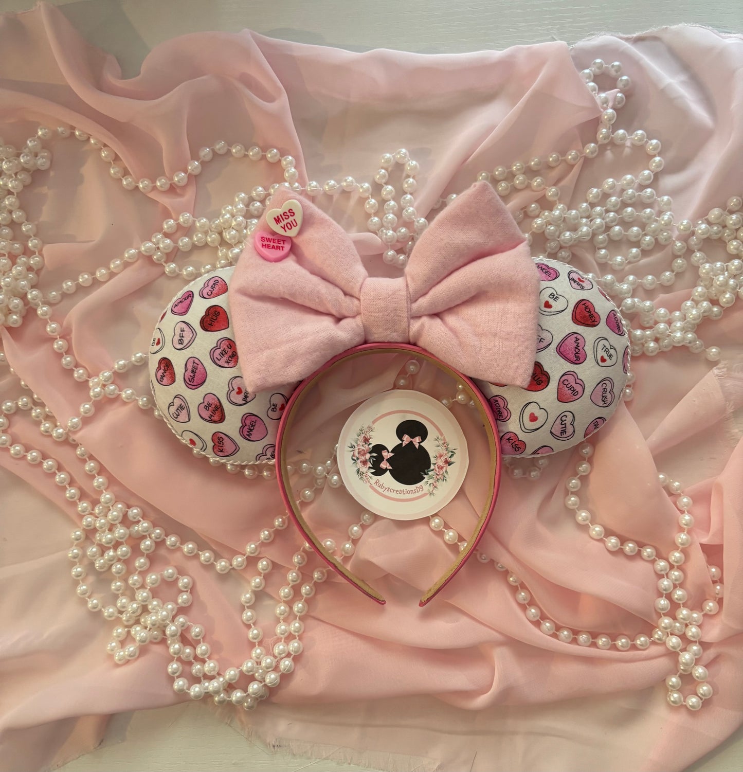 Sweetheart mouse ears