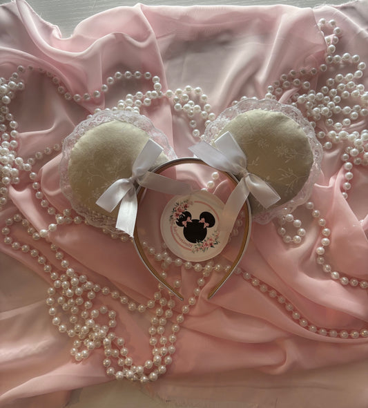 Sahara coquette mouse ears