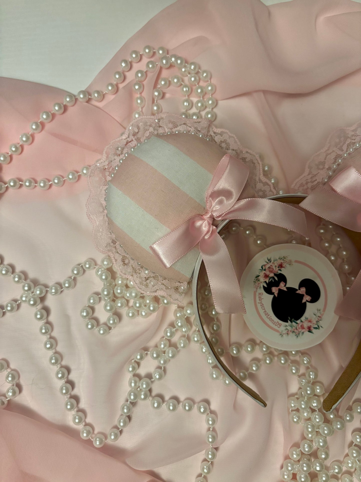 Victoria coquette mouse ears