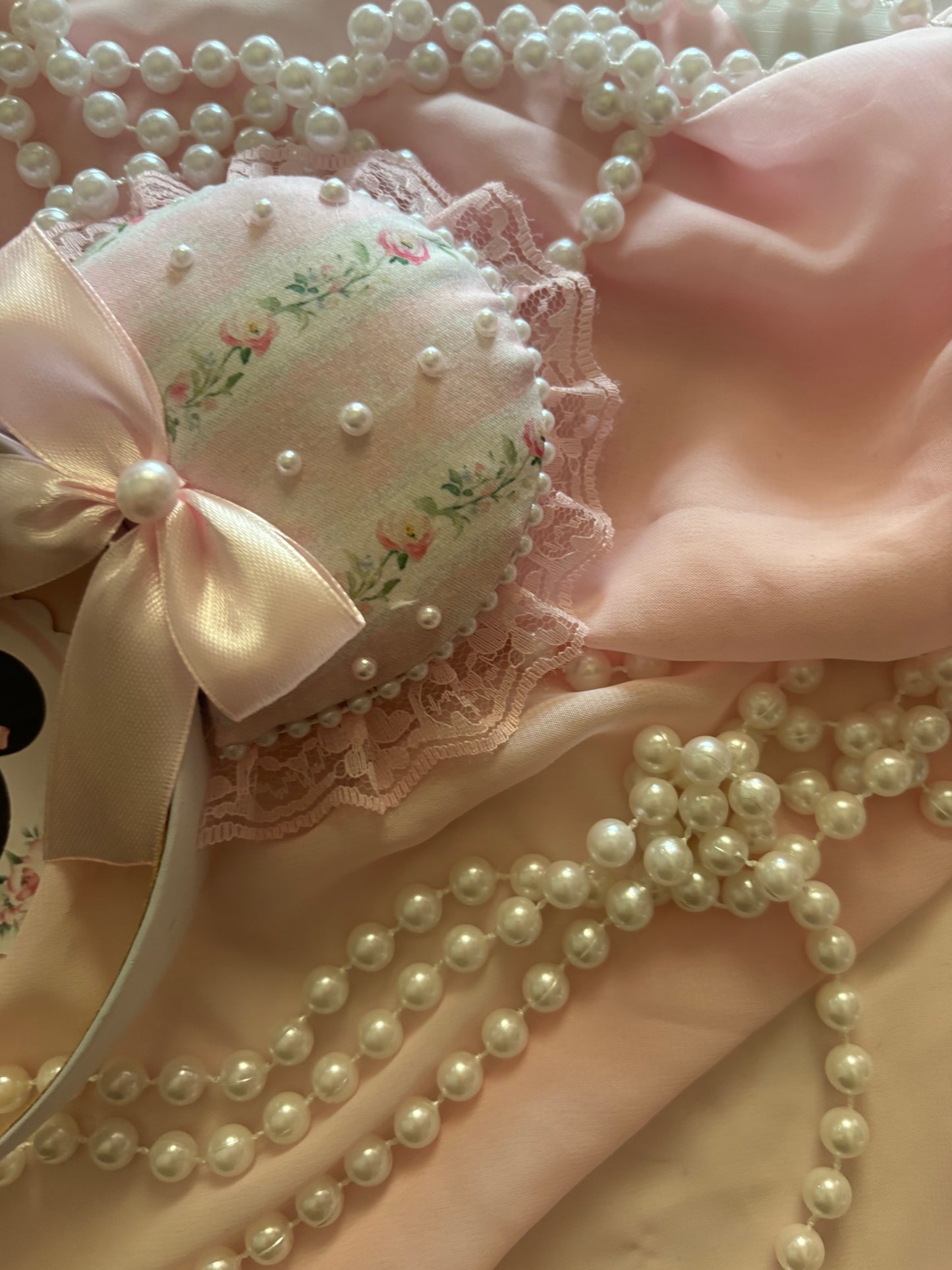 May coquette mouse ears