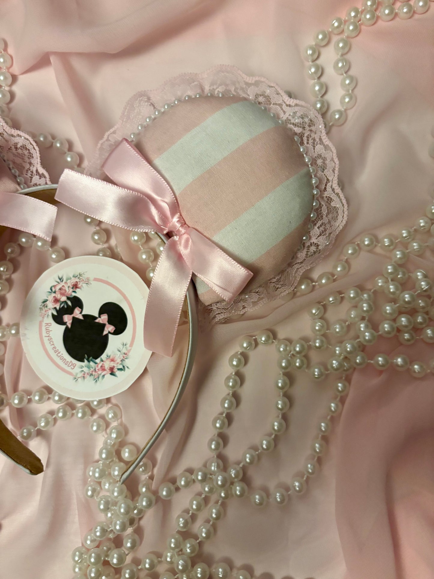 Victoria coquette mouse ears